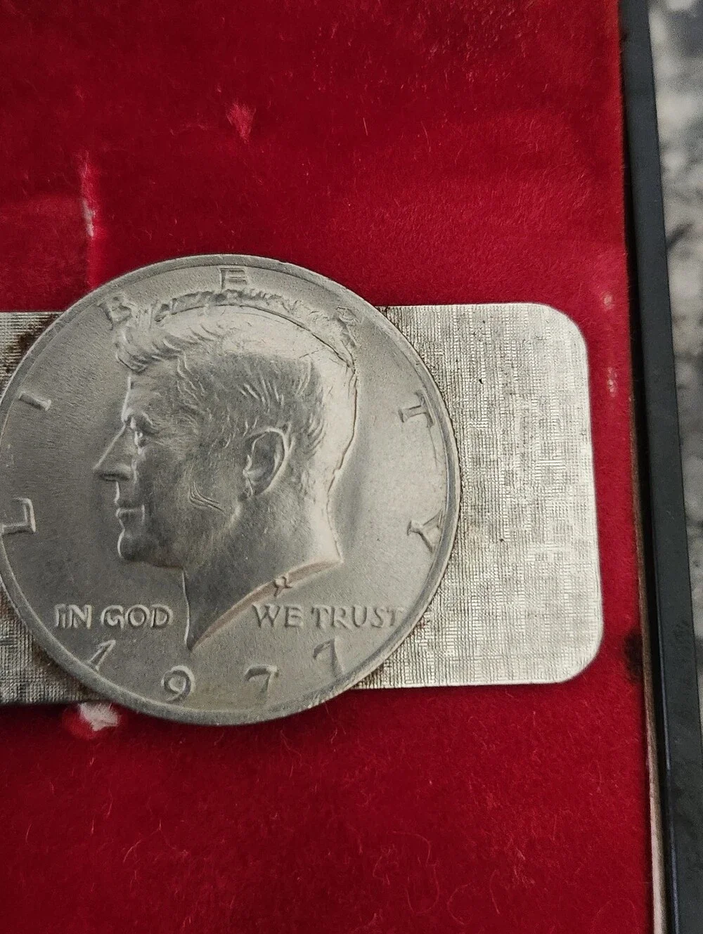 Vtg Silver-Tone Coin Money Clip - 1977 Fifty Cent Coin